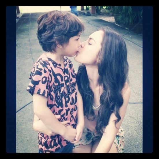 ดารากับเด็ก...น่าเอนดู๊ น่าเอ็นดูค่ะ