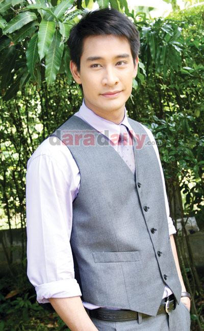 ม.ร.ว.ภารดาพัฒน์ระพี(ชายกลาง)