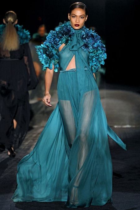 MILAN FASHION WEEK: GUCCI FALL 2011