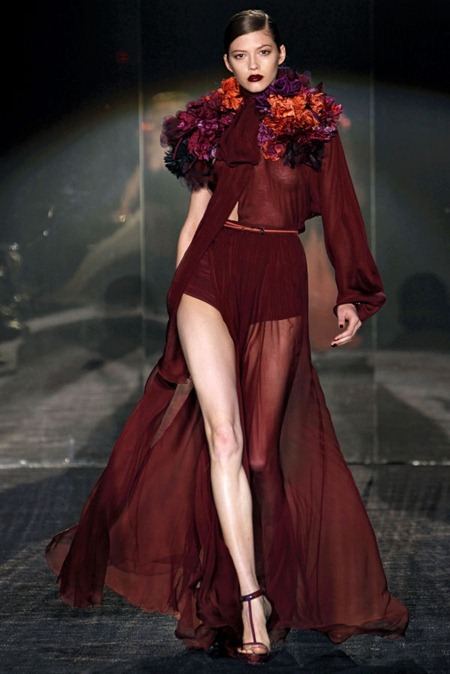 MILAN FASHION WEEK: GUCCI FALL 2011
