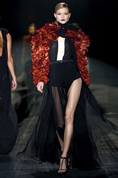 MILAN FASHION WEEK: GUCCI FALL 2011