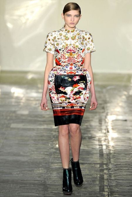 LONDON FASHION WEEK: MARY KATRANTZOU FALL 2011
