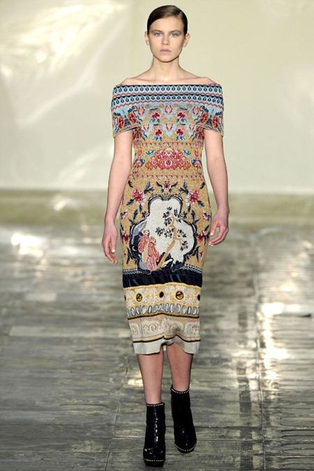 LONDON FASHION WEEK: MARY KATRANTZOU FALL 2011