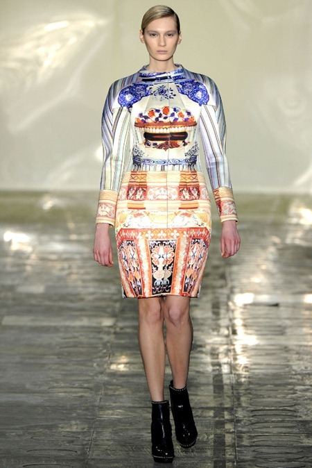 LONDON FASHION WEEK: MARY KATRANTZOU FALL 2011
