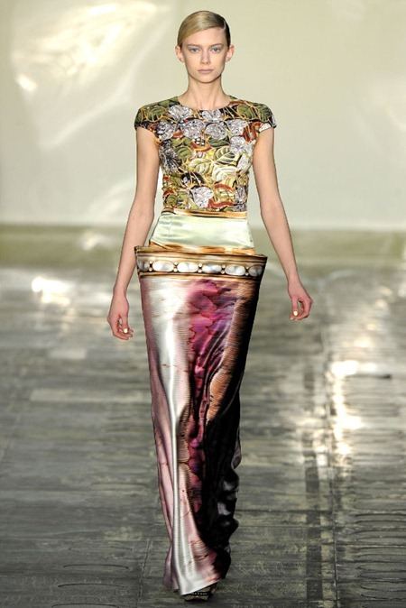 LONDON FASHION WEEK: MARY KATRANTZOU FALL 2011