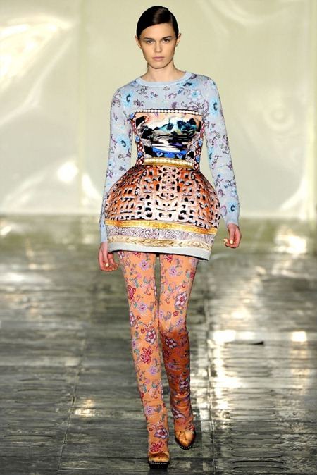 LONDON FASHION WEEK: MARY KATRANTZOU FALL 2011