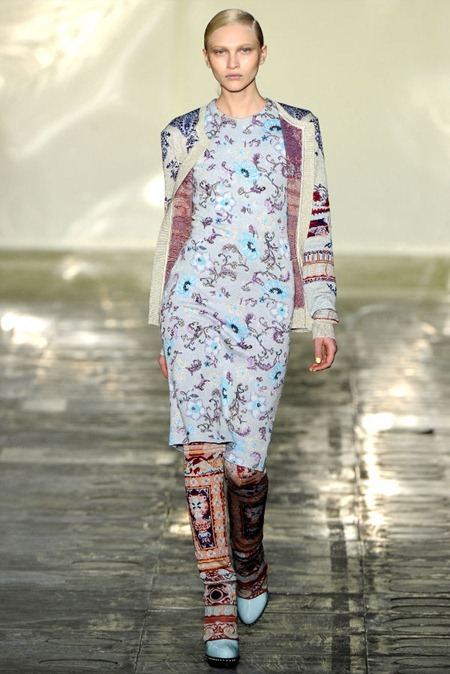 LONDON FASHION WEEK: MARY KATRANTZOU FALL 2011