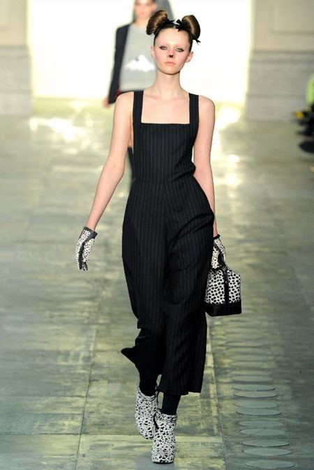 LONDON FASHION WEEK: TOPSHOP UNIQUE FALL 2011