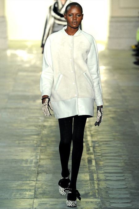 LONDON FASHION WEEK: TOPSHOP UNIQUE FALL 2011