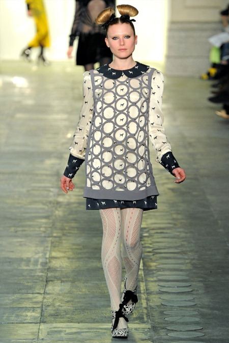 LONDON FASHION WEEK: TOPSHOP UNIQUE FALL 2011