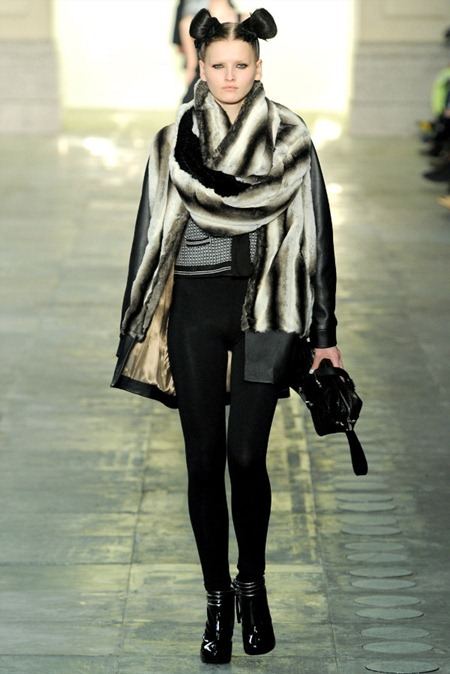 LONDON FASHION WEEK: TOPSHOP UNIQUE FALL 2011