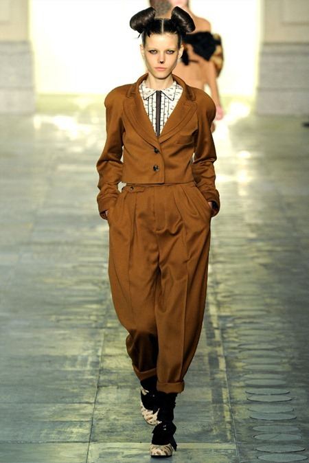 LONDON FASHION WEEK: TOPSHOP UNIQUE FALL 2011