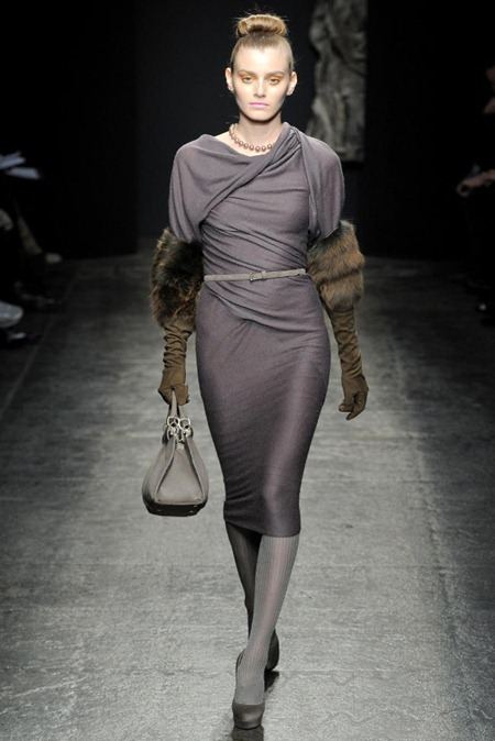 NEW YORK FASHION WEEK: DONNA KARAN FALL 2011