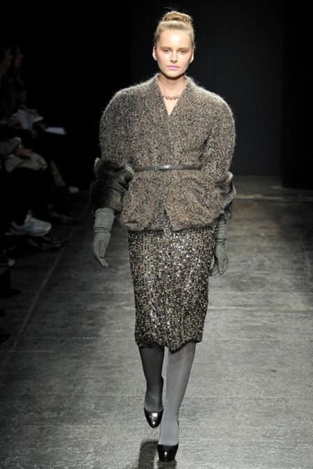 NEW YORK FASHION WEEK: DONNA KARAN FALL 2011