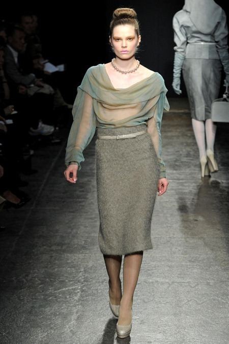 NEW YORK FASHION WEEK: DONNA KARAN FALL 2011