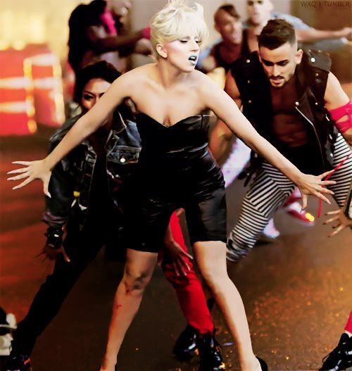 คอนเฟิร์ม MV : Marry The Night &ndash; Lady Gaga จะมีความยาว 13 นาที  ของ วันนี้