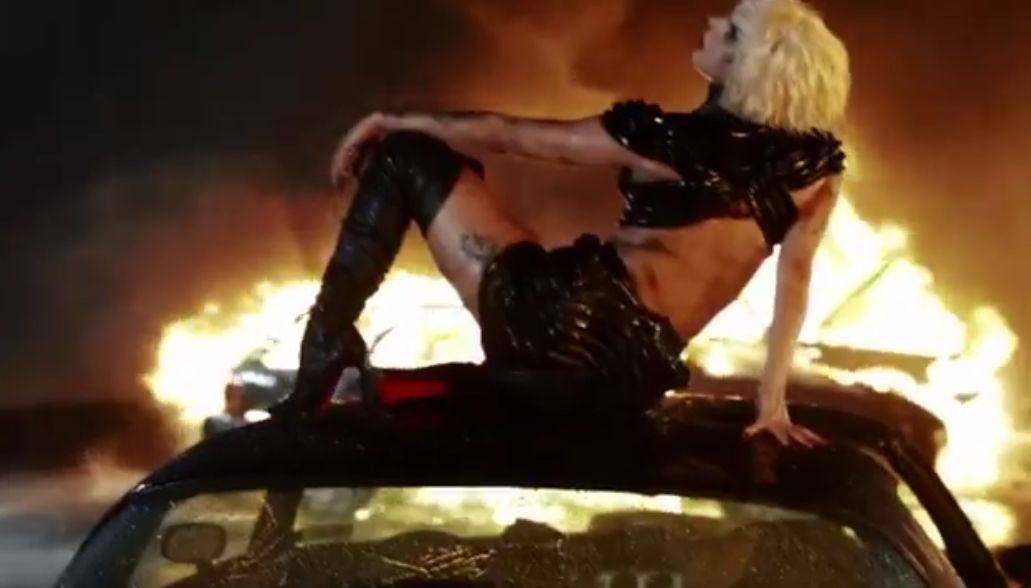 ดู MV ใหม่ : Lady Gaga &ndash; Marry The Night รอ MV ลง ยูทูป