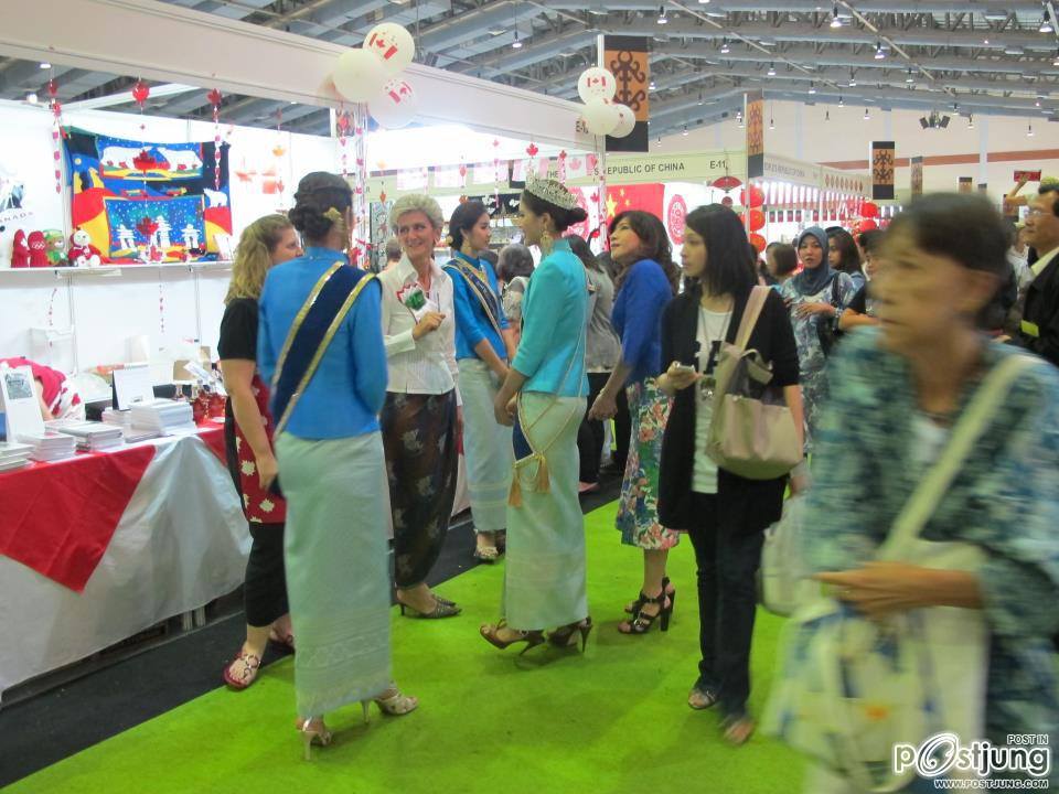 ร่วมงานที่อินโดนีเซีย