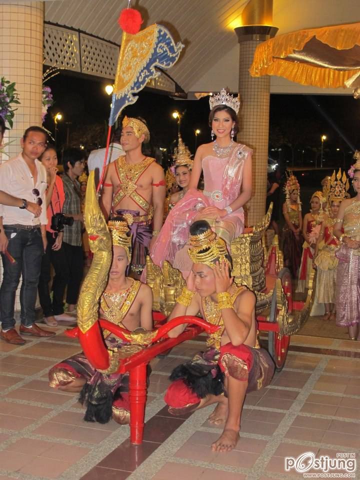 ร่วมงานที่อินโดนีเซีย