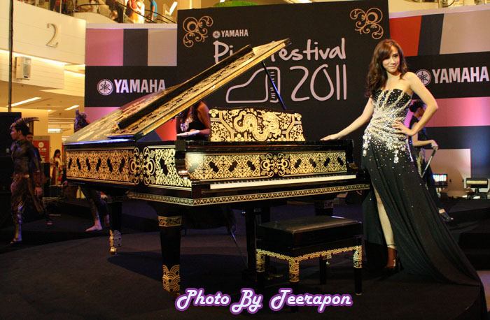 ประมวลภาพสวยทุกมุม เริ่ดทุกองศา ของซุปฯตาร์"อั้ม พัชราภา"Piano Fashion Show @ siamparagon!!!!!