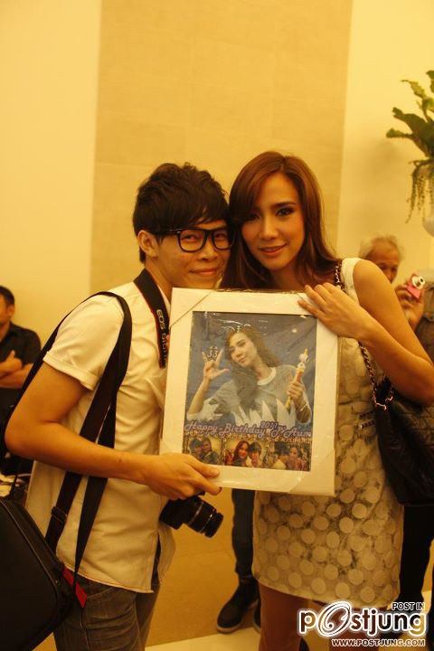 "อั้ม พัชราภา"ไม่เเต่งหน้าก็สวยเริ่ดด!!!!!