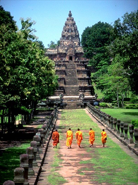 อลังการมหาเทวปราสาทพนมรุ้ง
