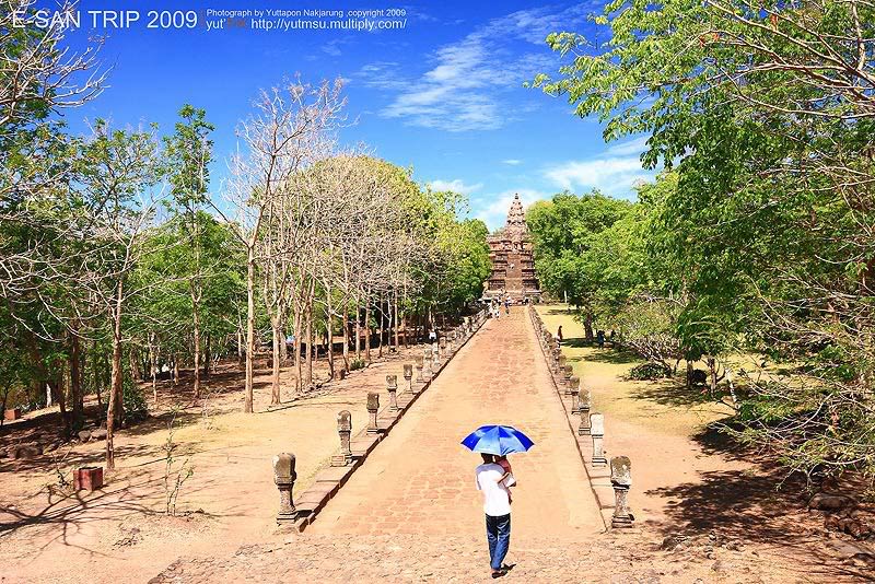อลังการมหาเทวปราสาทพนมรุ้ง