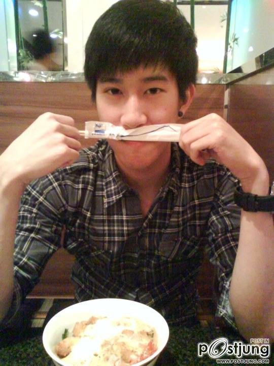 น้องหมอต้า ทูตกิจกรรมม.ธรรมศาสตร์