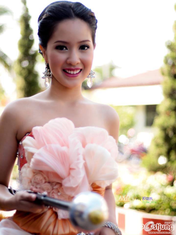 ดาว ร.ร.สกลราช 2011 น่ารักๆ