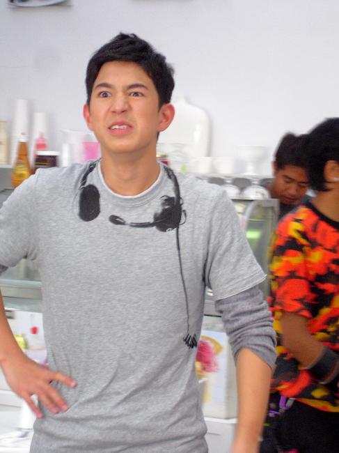 น้องบาส เทพวรรณ ทูตกิจกรรมและนักบาสม.ธรรมศาสตร์ หล่อดีค่ะ