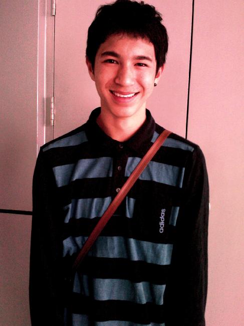 น้องบาส เทพวรรณ ทูตกิจกรรมและนักบาสม.ธรรมศาสตร์ หล่อดีค่ะ