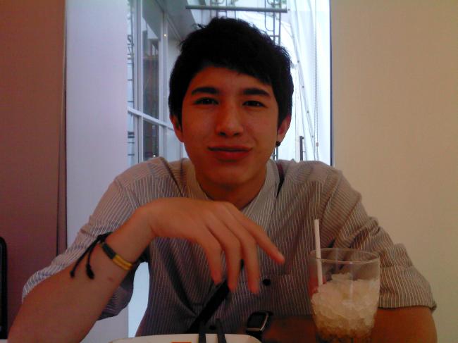 น้องบาส เทพวรรณ ทูตกิจกรรมและนักบาสม.ธรรมศาสตร์ หล่อดีค่ะ
