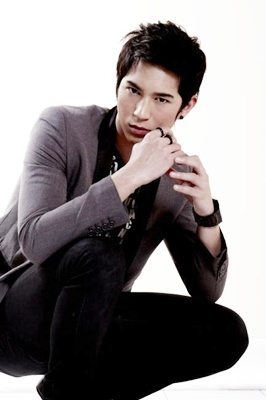 น้องบาส เทพวรรณ ทูตกิจกรรมและนักบาสม.ธรรมศาสตร์ หล่อดีค่ะ