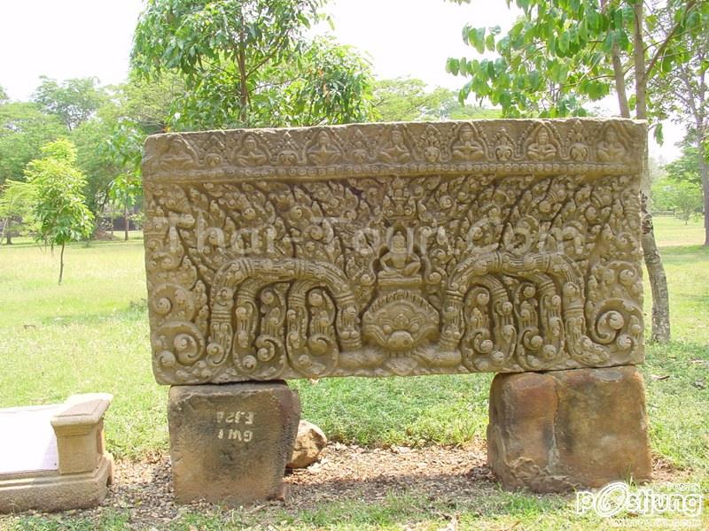 ปราสาทเมืองต่ำ ปราสาทที่คนมองข้าม