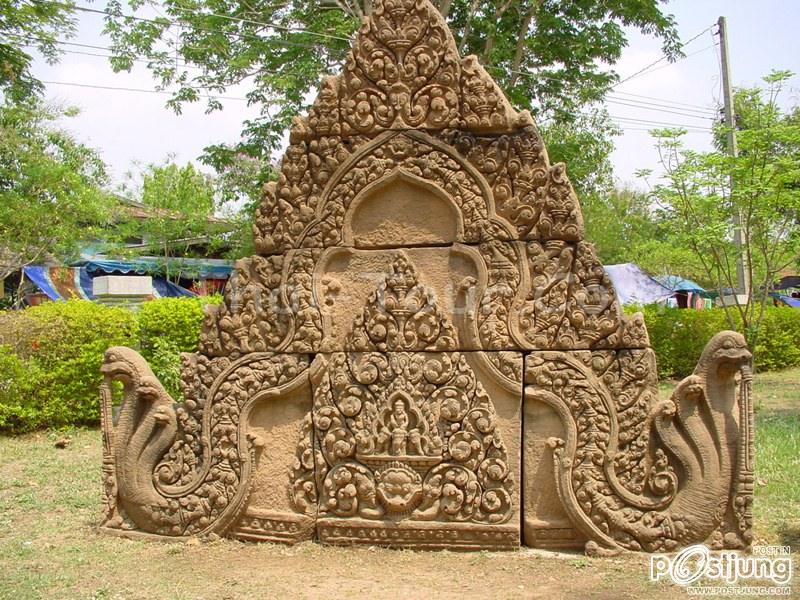 ปราสาทเมืองต่ำ ปราสาทที่คนมองข้าม