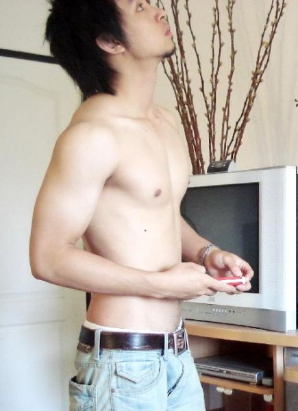 หนุ่มหุ่นทรมานใจ