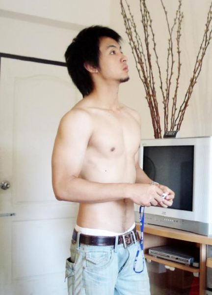 หนุ่มหุ่นทรมานใจ