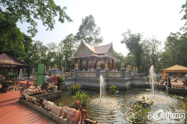 ศาลเจ้าพ่อมอดินแดง ที่เคารพของชาว ม.ข.