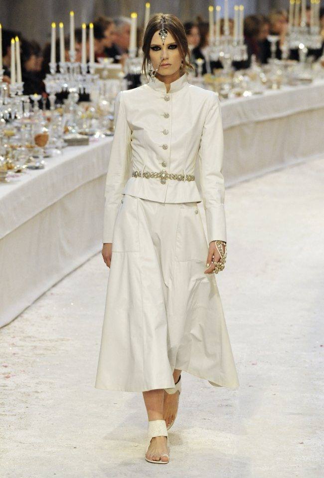 แฟชั่นแนวอินเดียสวยมาก RUNWAY: CHANEL PRE-FALL 2012 PARIS-BOMBAY COLLECTION