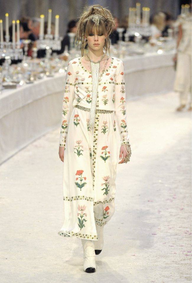 แฟชั่นแนวอินเดียสวยมาก RUNWAY: CHANEL PRE-FALL 2012 PARIS-BOMBAY COLLECTION