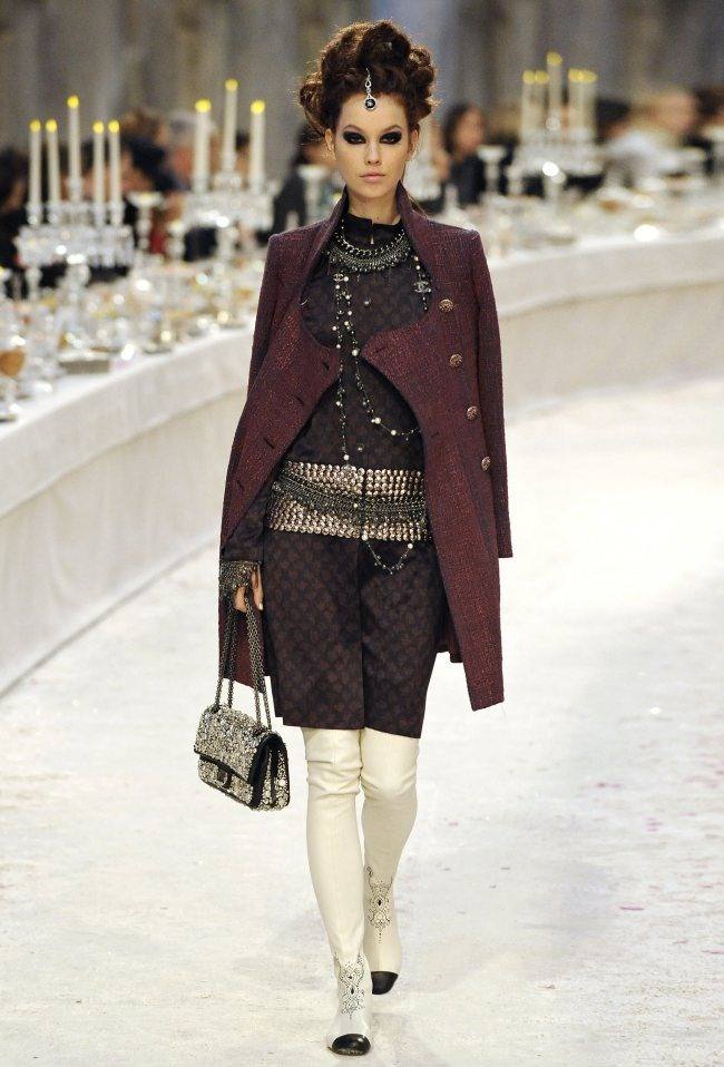 แฟชั่นแนวอินเดียสวยมาก RUNWAY: CHANEL PRE-FALL 2012 PARIS-BOMBAY COLLECTION