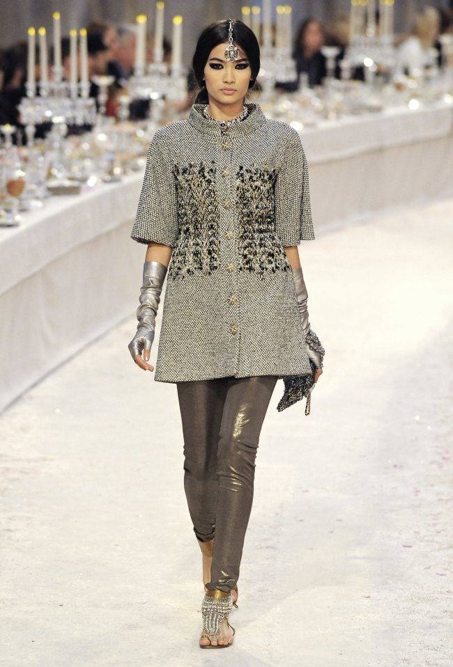 แฟชั่นแนวอินเดียสวยมาก RUNWAY: CHANEL PRE-FALL 2012 PARIS-BOMBAY COLLECTION