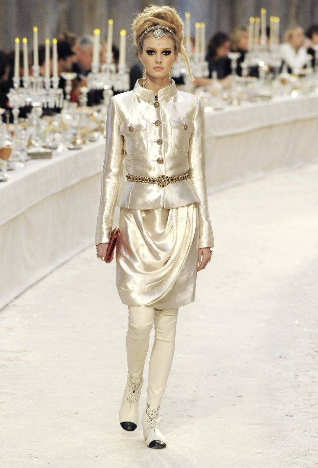 แฟชั่นแนวอินเดียสวยมาก RUNWAY: CHANEL PRE-FALL 2012 PARIS-BOMBAY COLLECTION