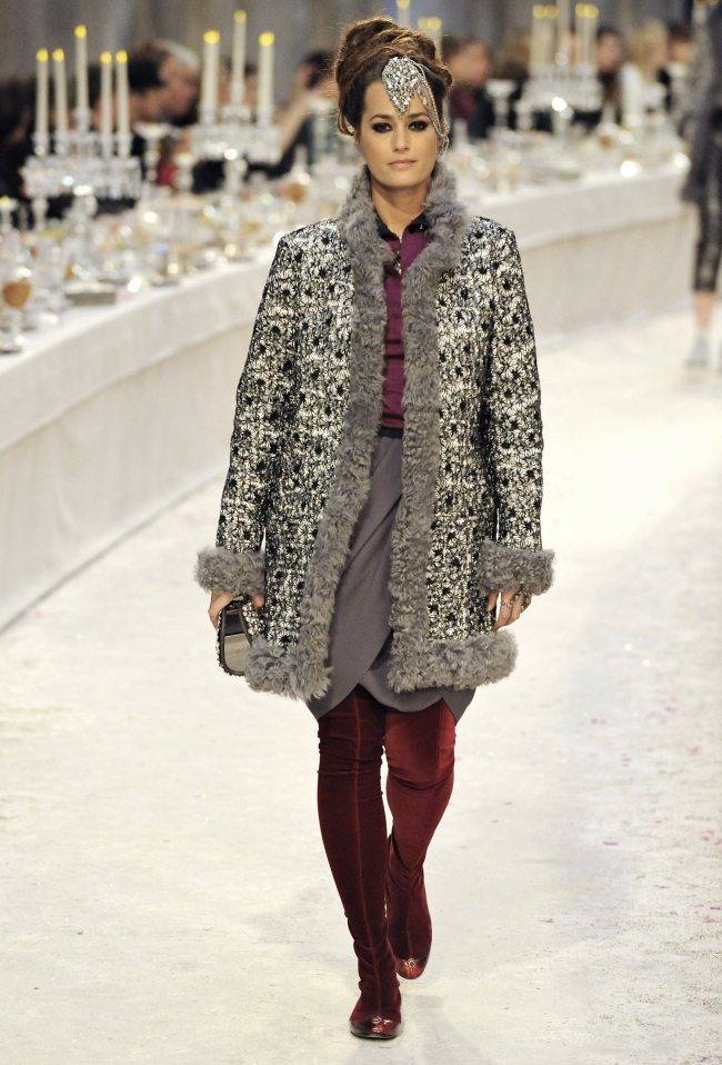 แฟชั่นแนวอินเดียสวยมาก RUNWAY: CHANEL PRE-FALL 2012 PARIS-BOMBAY COLLECTION