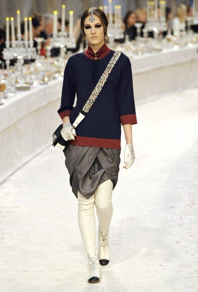 แฟชั่นแนวอินเดียสวยมาก RUNWAY: CHANEL PRE-FALL 2012 PARIS-BOMBAY COLLECTION