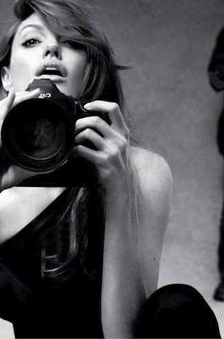 MARIE CLAIRE MAGAZINE: ANGELINA JOLIE IN "UNSTOPPABLE ANGELINA"