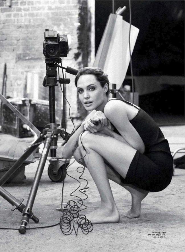 MARIE CLAIRE MAGAZINE: ANGELINA JOLIE IN "UNSTOPPABLE ANGELINA"
