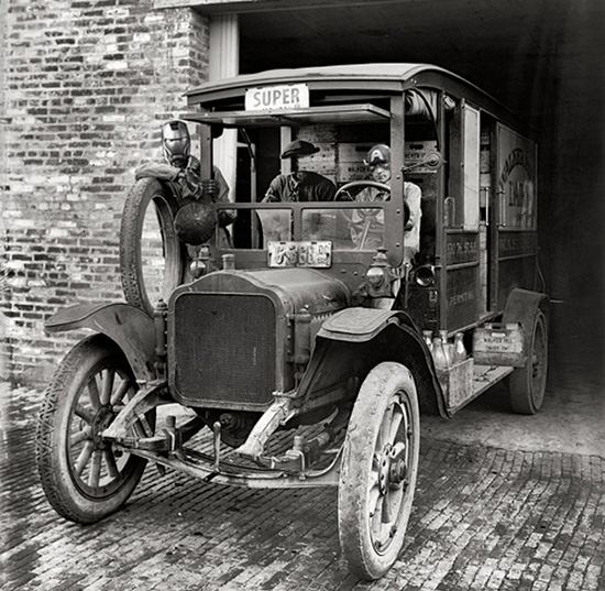 ภาพถ่าย SPIDERMAN, IRONMAN และตัวละครจาก STAR WARS
