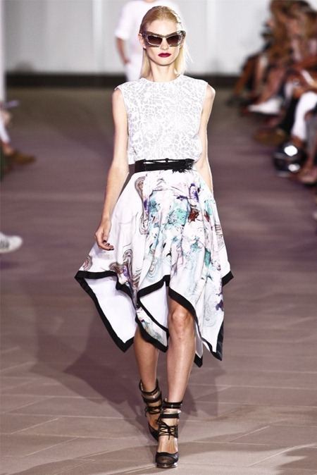 NEW YORK FASHION WEEK: PRABAL GURUNG SPRING 2012