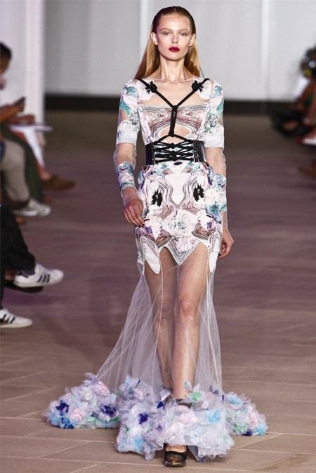 NEW YORK FASHION WEEK: PRABAL GURUNG SPRING 2012